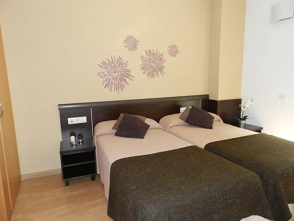 Apartment Apartaments Travessera Parc Gueell Barcelona Spain