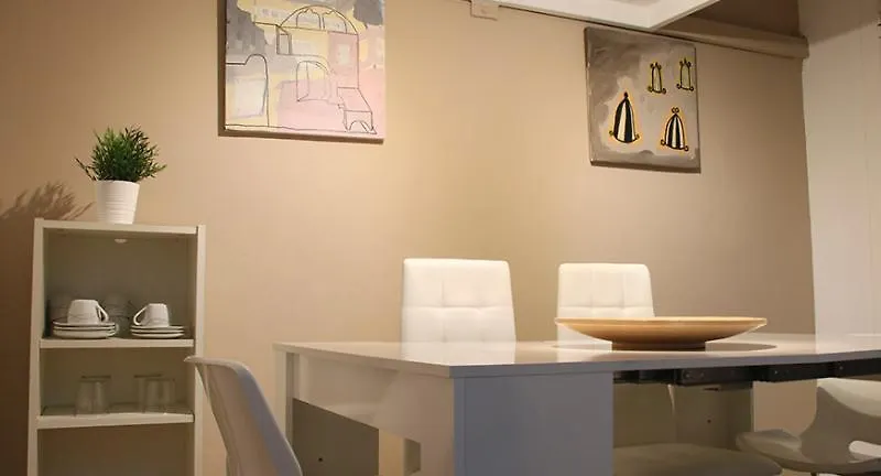 Apartaments Travessera Parc Gueell Barcelona 0*,  Spain