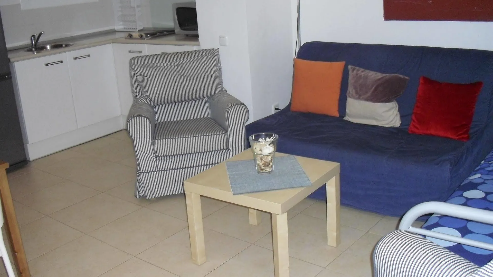 Apartaments Travessera Parc Gueell Barcelona Apartment