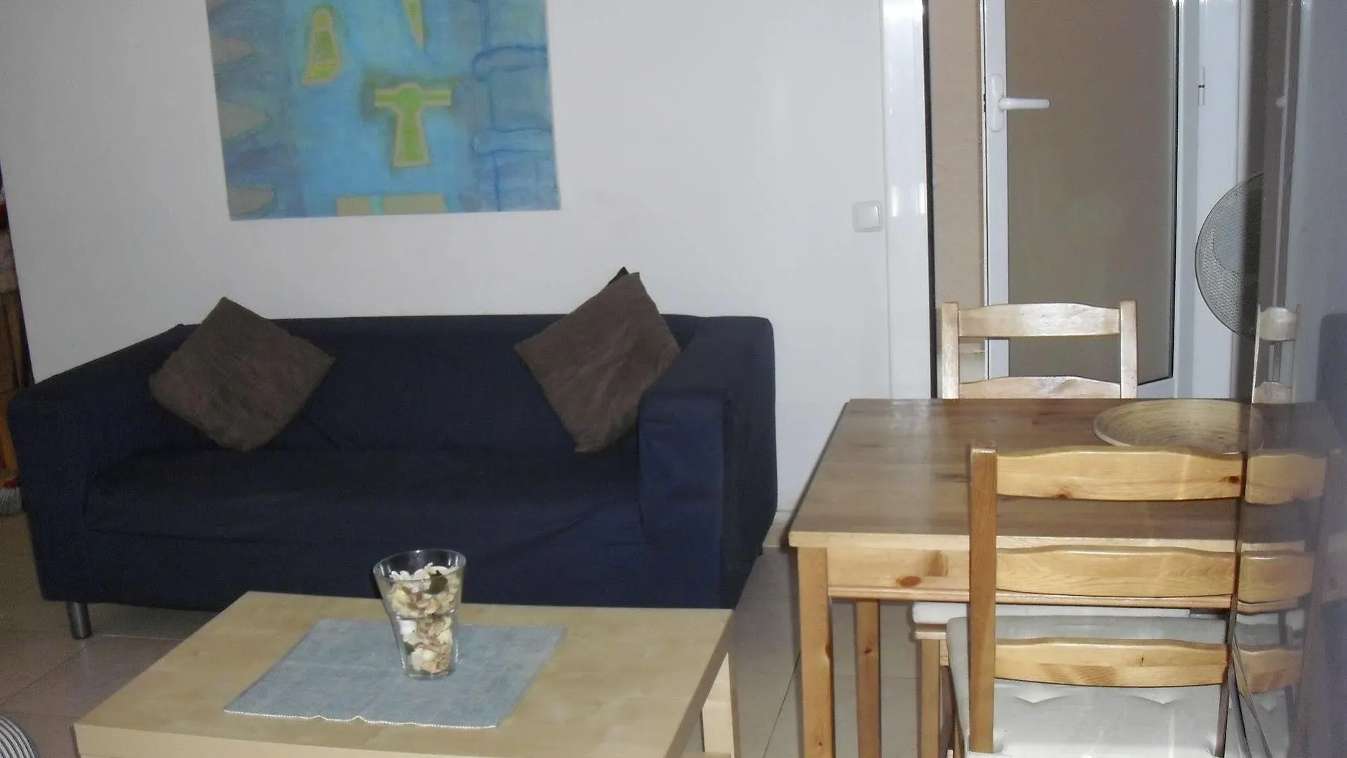 Apartment Apartaments Travessera Parc Gueell Barcelona Spain