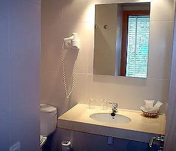 Apartaments Travessera Parc Gueell Barselona