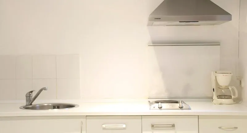 Daire Apartaments Travessera Parc Gueell Barselona